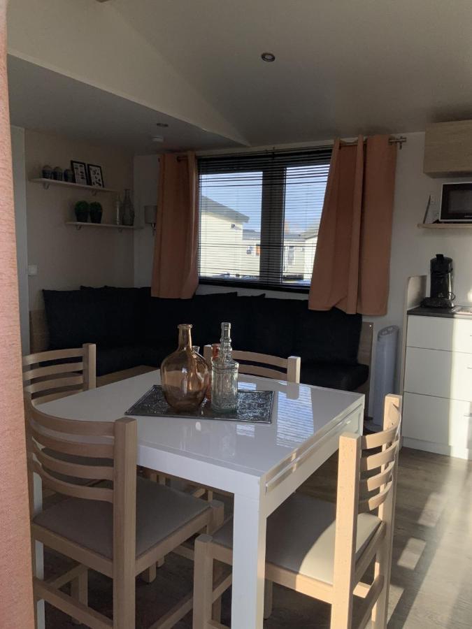 فندق Chalet Zonnig Zeeland أوستكابيلي المظهر الخارجي الصورة